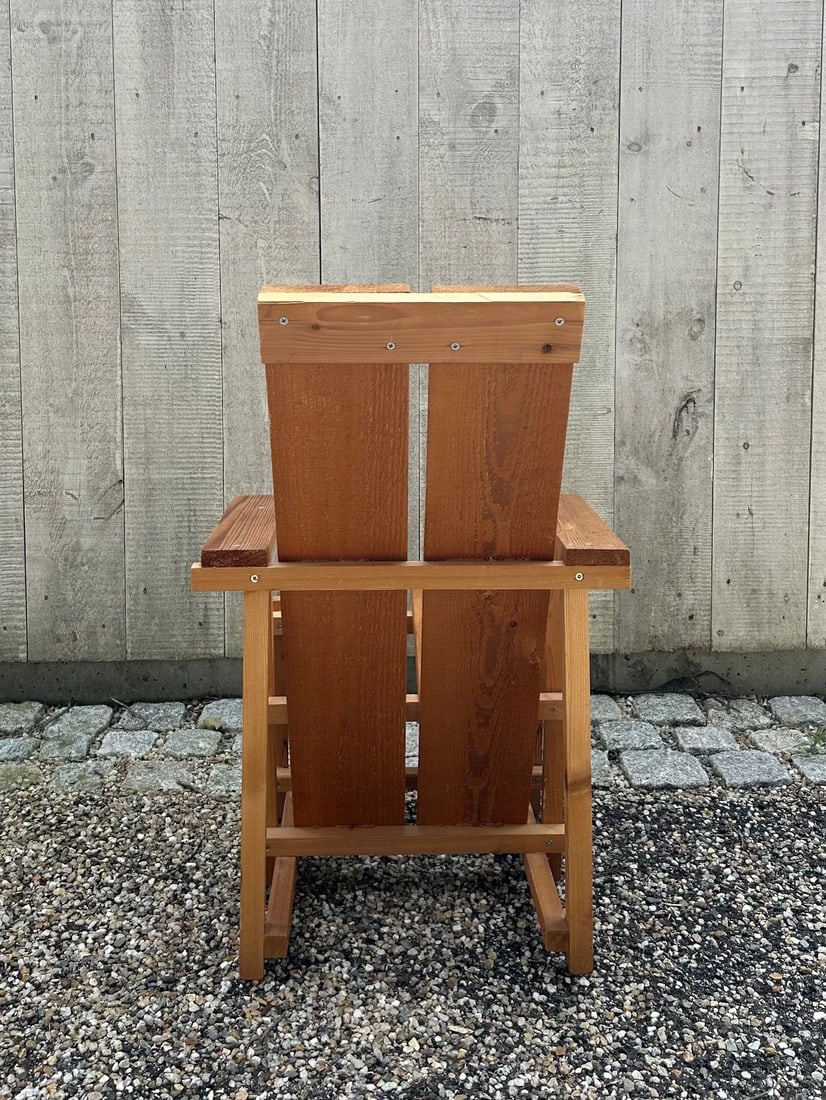Gerrit Rietveld Inspired Children's Chair - 3