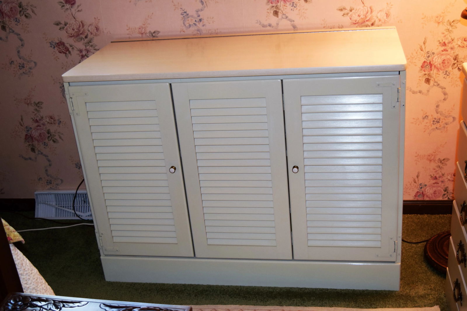 Ethan Allen White Media Cabinet Storage Cabinet - 4