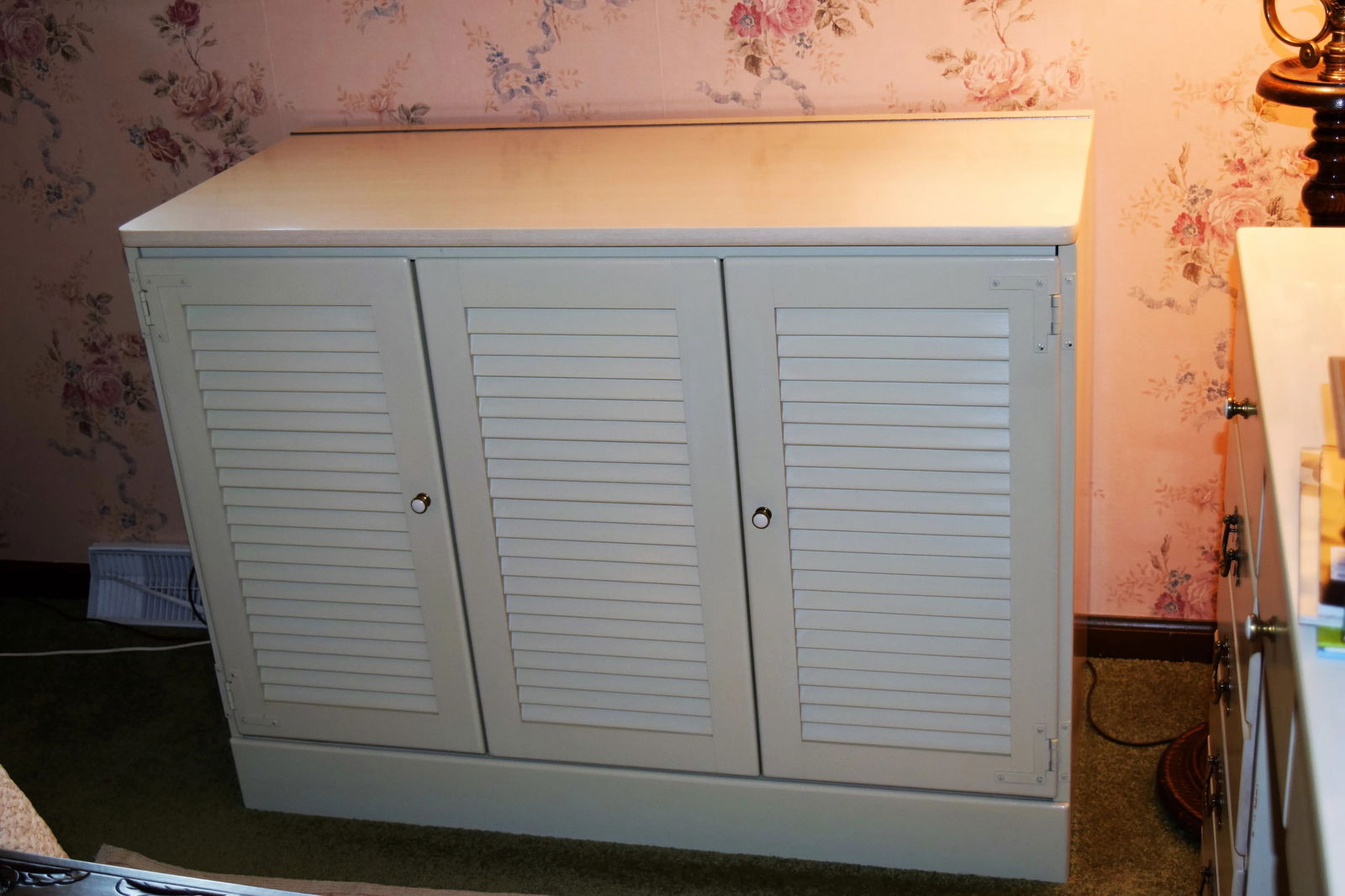 Ethan Allen White Media Cabinet Storage Cabinet - 7