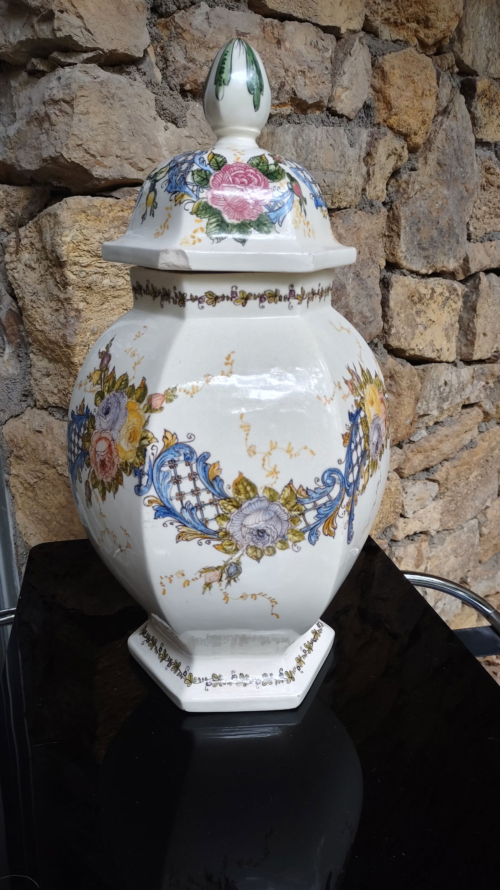 Mid 20th Century Monumental Italian Majolica Hand-Painted Ginger Jar - 4