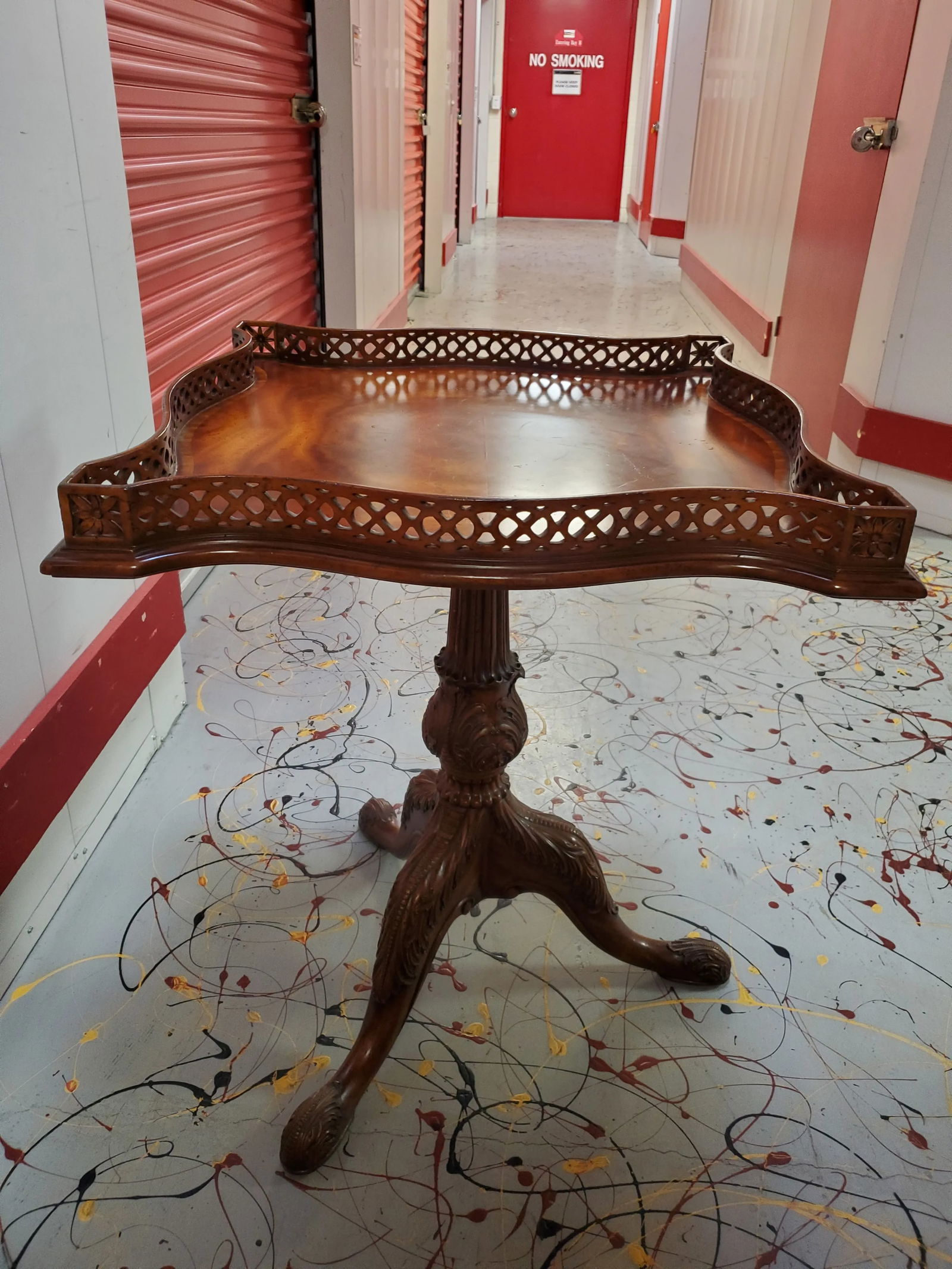 Maitland Smith Hand-Made Tilt Top Table - 11