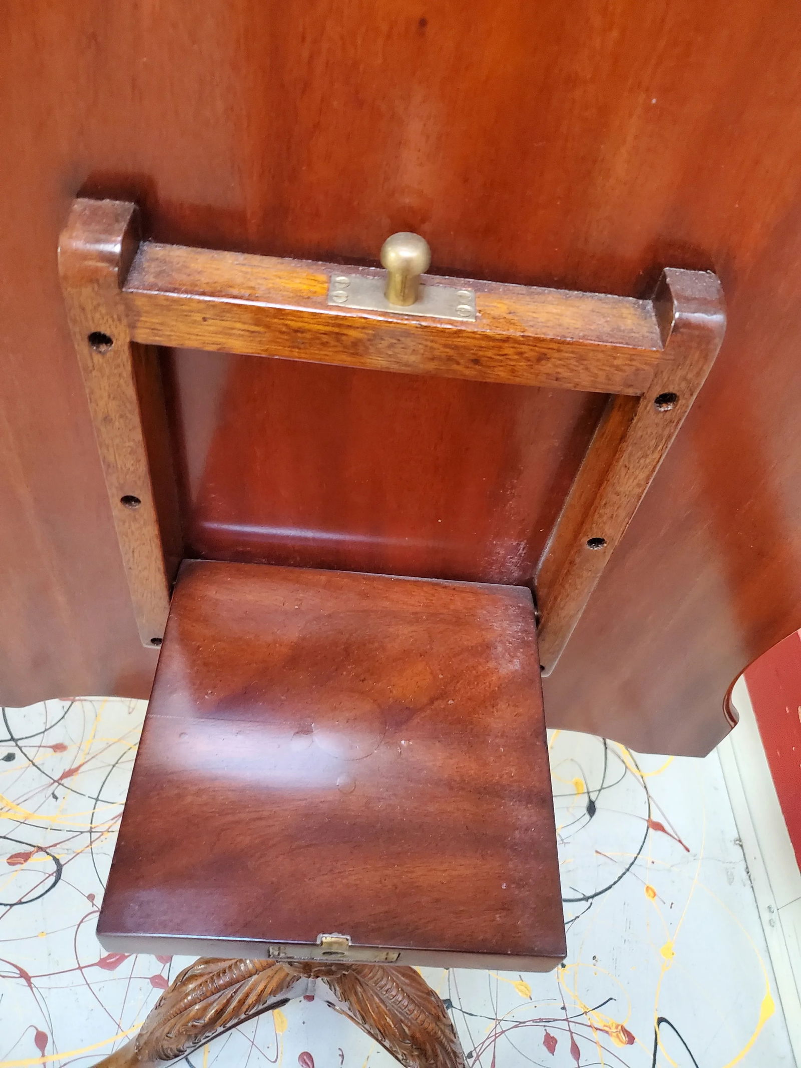 Maitland Smith Hand-Made Tilt Top Table - 9