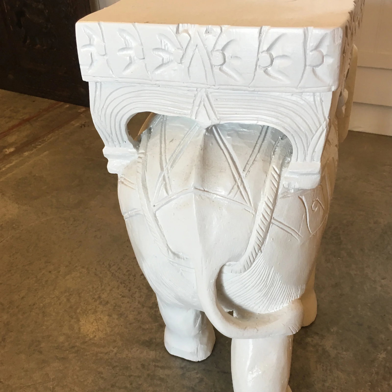 Hollywood Regency White Carved Wood Elephant Side Table/ Stool - 10