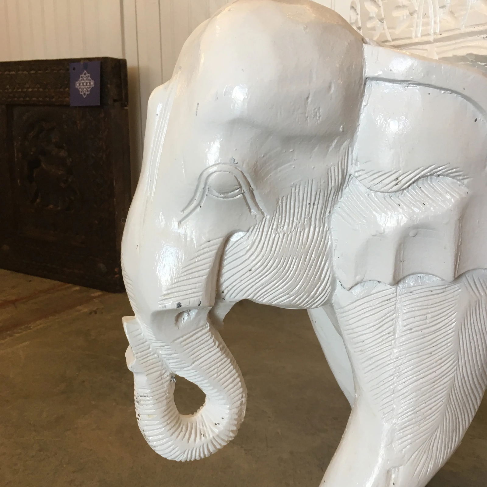 Hollywood Regency White Carved Wood Elephant Side Table/ Stool - 4