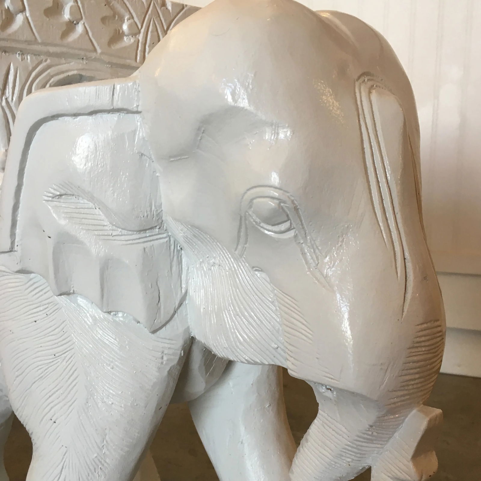 Hollywood Regency White Carved Wood Elephant Side Table/ Stool - 6