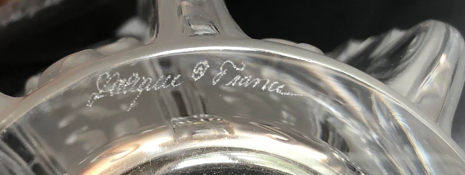 1990s Lalique Mossi Frosted Vase - 6