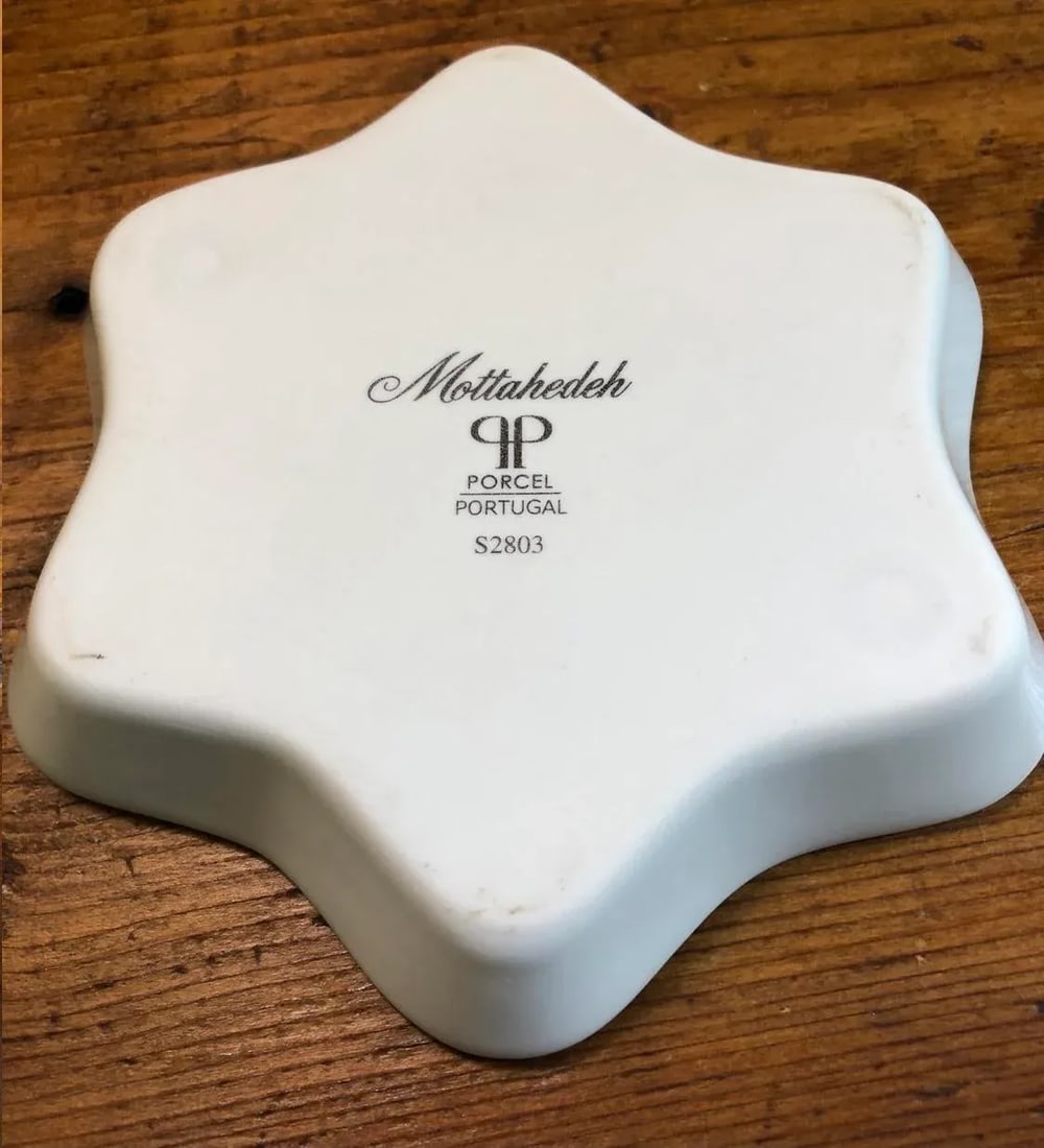 Vintage Mottahedeh Ceramic Trinket Dish - 5