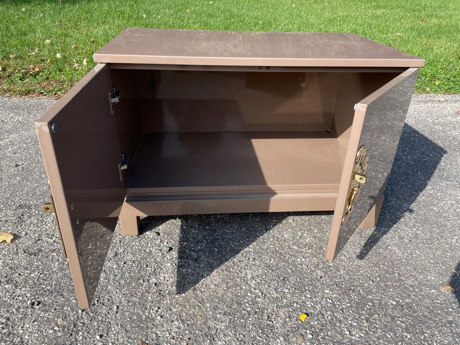 James Mont Asian Chinoiserie Lacquered Cabinet - 11