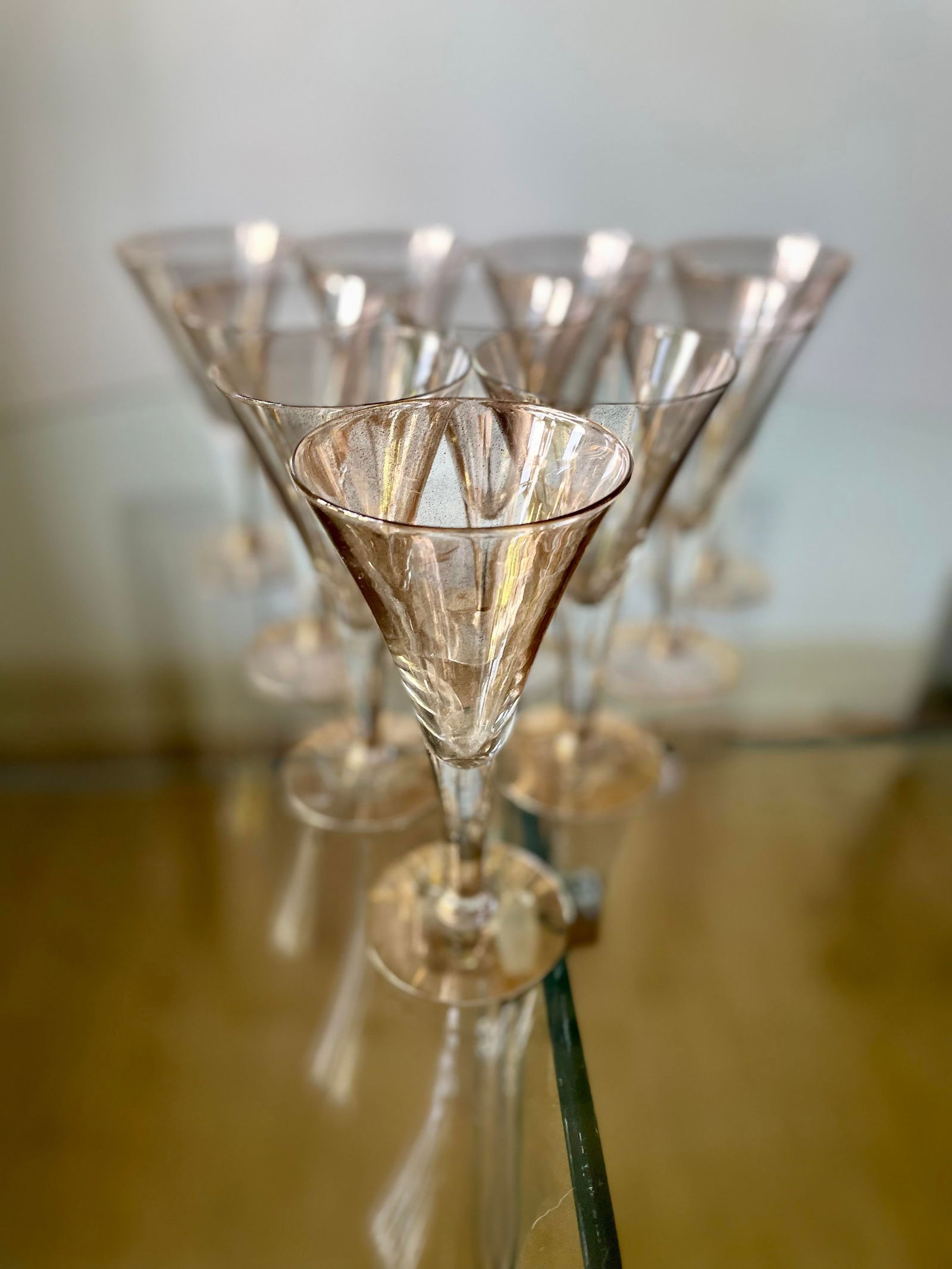 Vintage Dorothy Thorpe Gold Fleck Small Trumpet Cocktail Glasses - Set of 10 - 4