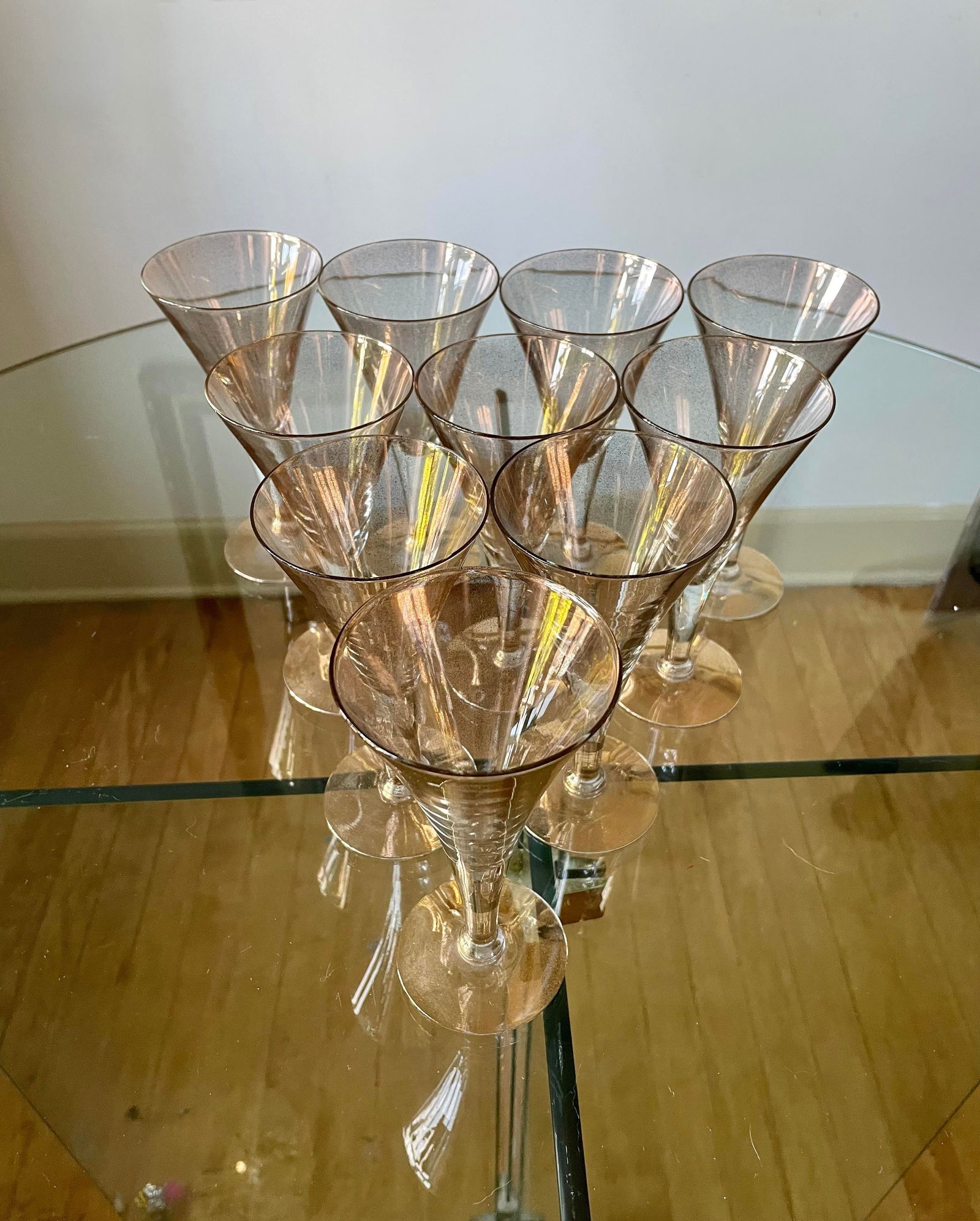 Vintage Dorothy Thorpe Gold Fleck Small Trumpet Cocktail Glasses - Set of 10 - 6