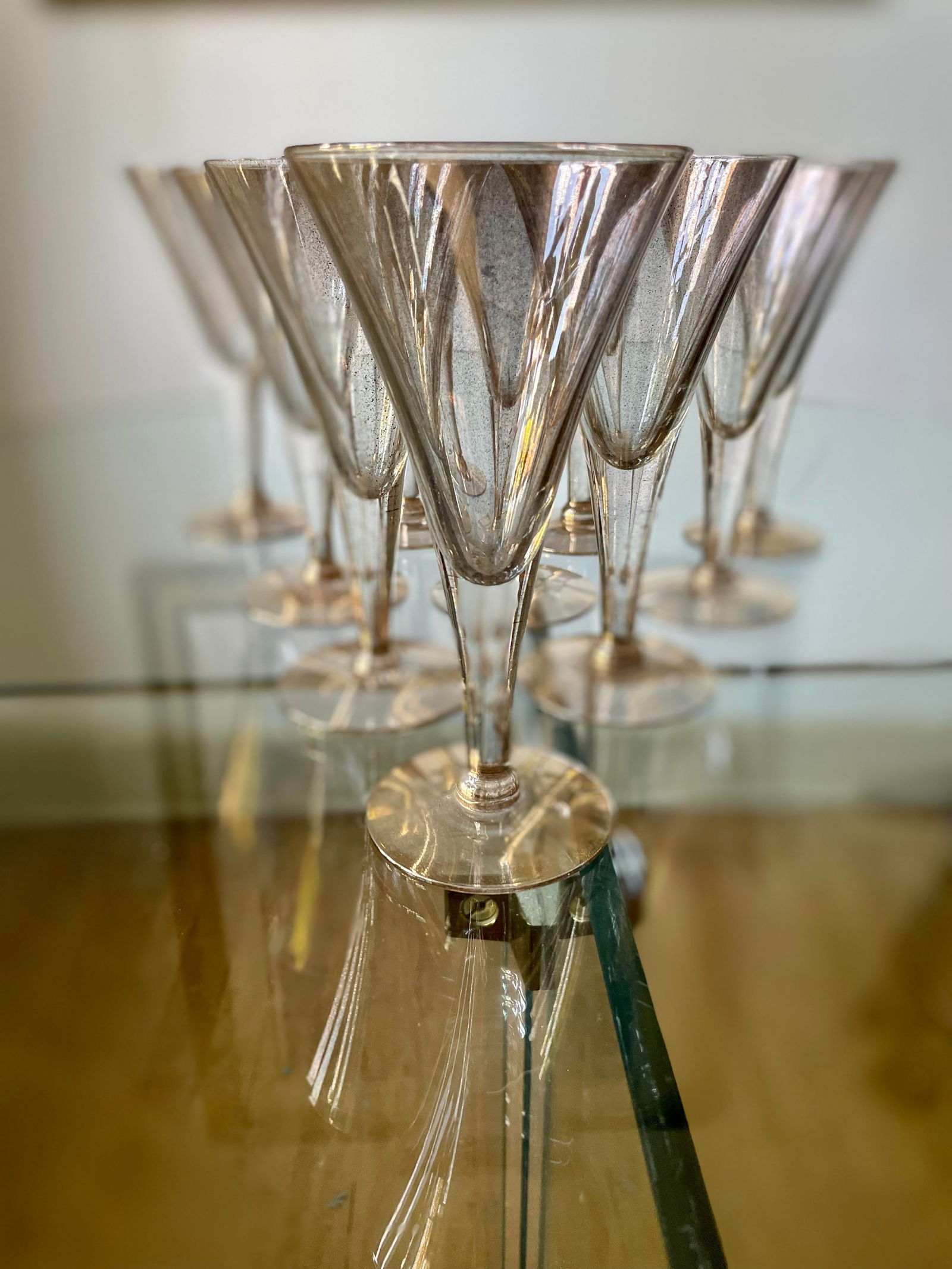 Vintage Dorothy Thorpe Gold Fleck Small Trumpet Cocktail Glasses - Set of 10 - 7