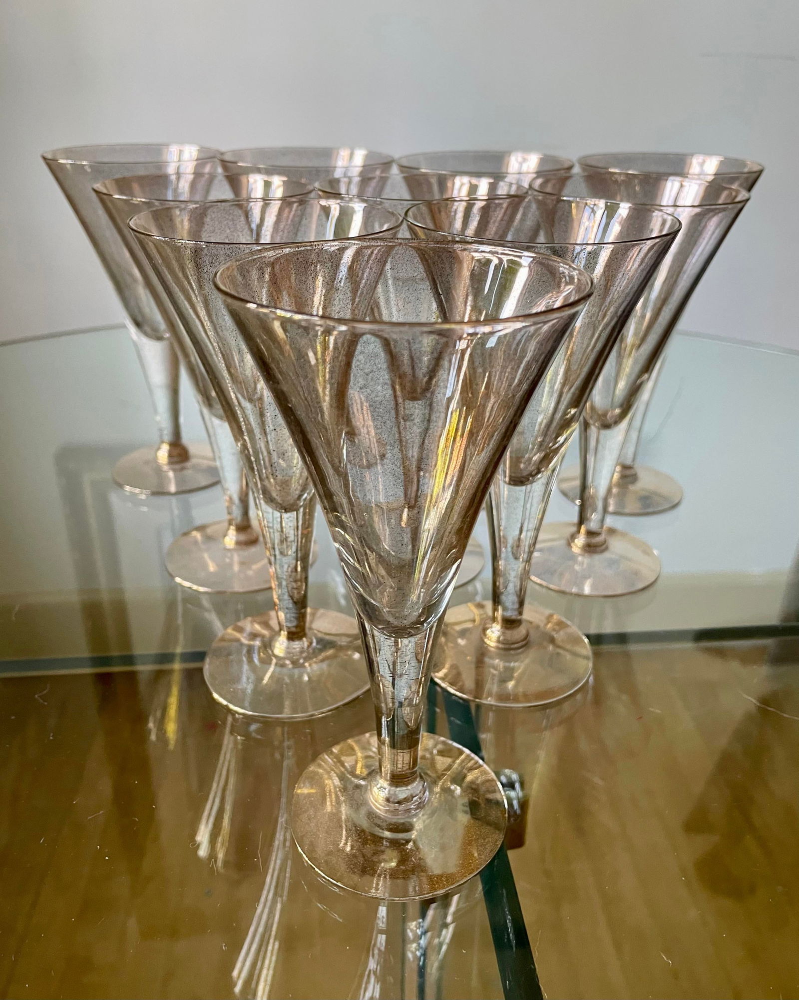 Vintage Dorothy Thorpe Gold Fleck Small Trumpet Cocktail Glasses - Set of 10 - 8