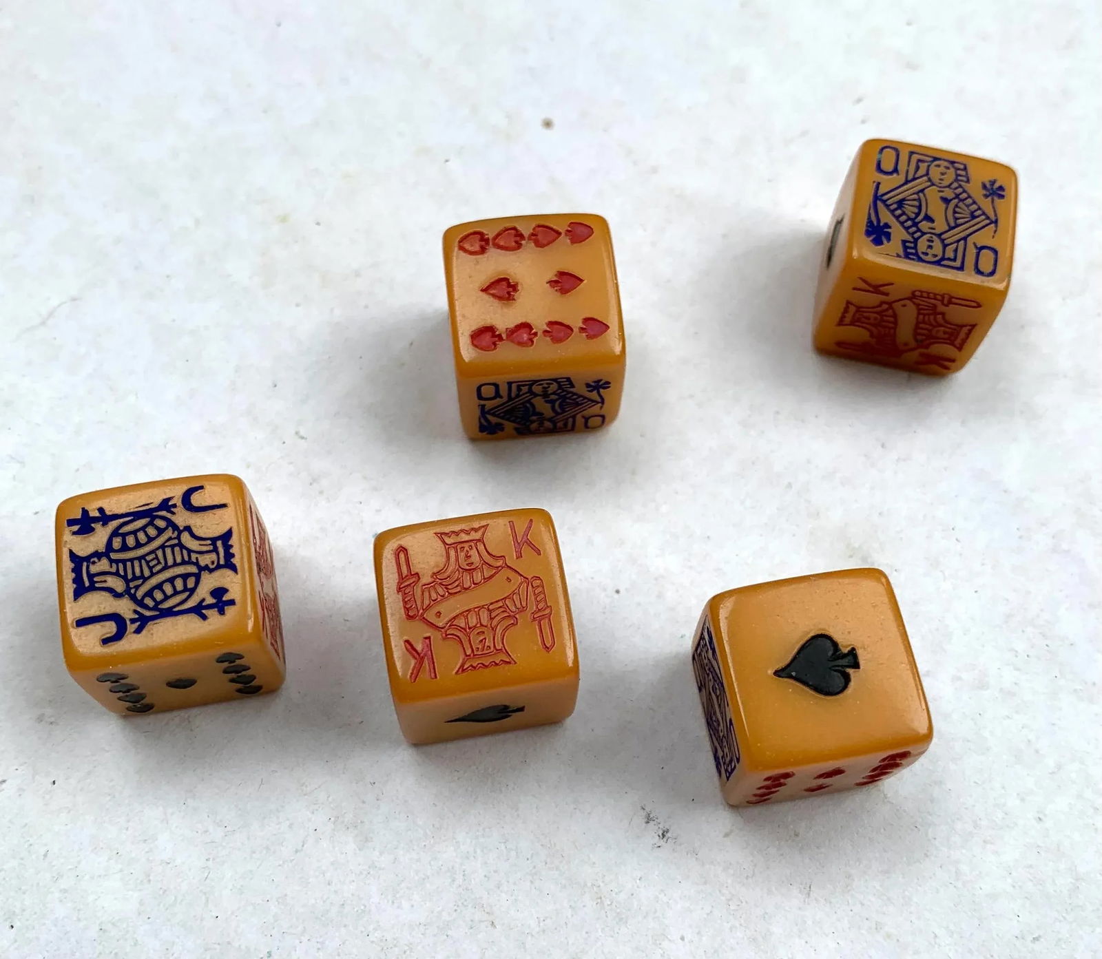 Vintage Games Set: Dominos, Cribbage, Poker Dice, Playing Cards - 5