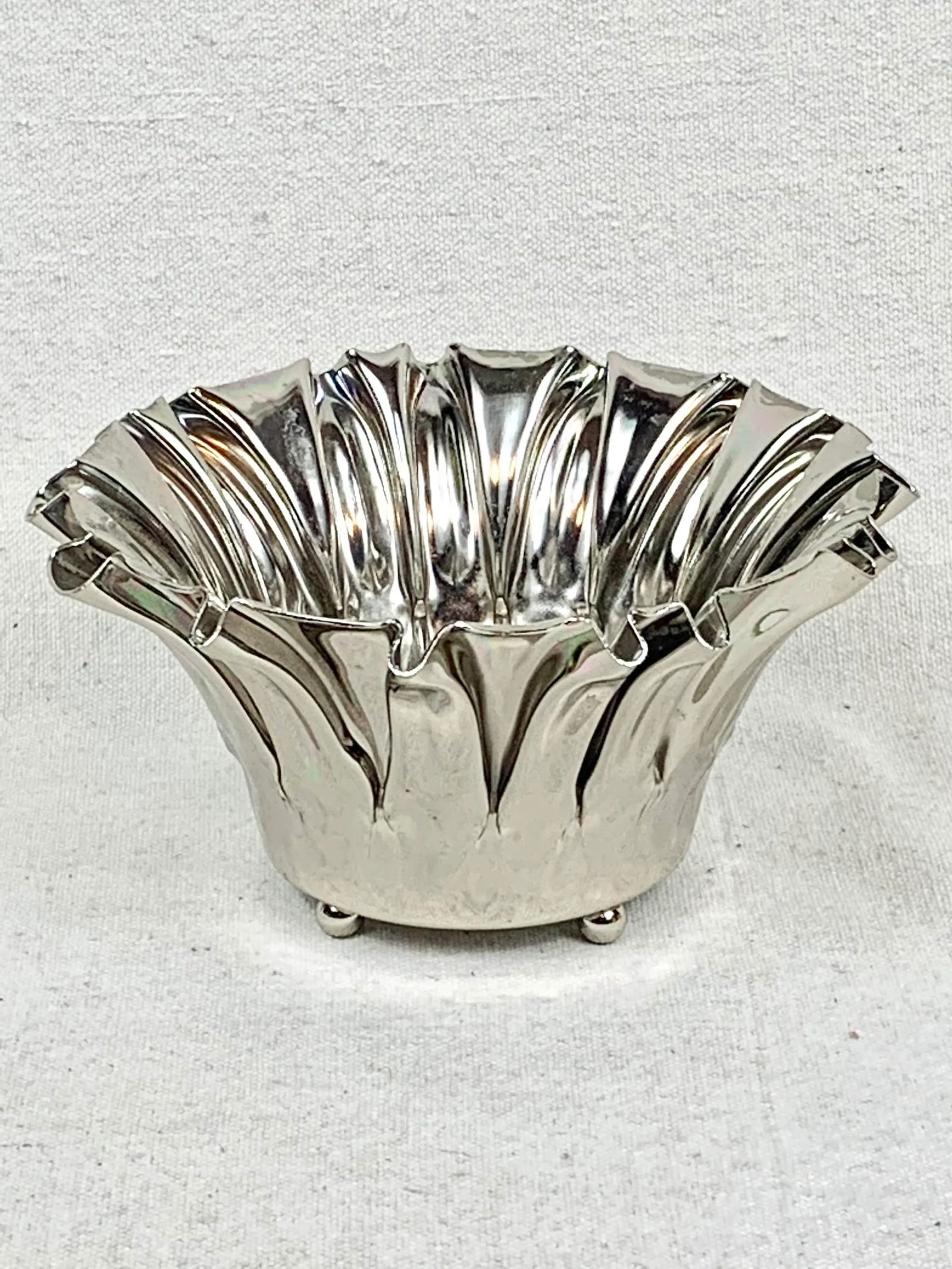 Vintage Metal Ruffled Edge Small Serving Bowl - 5