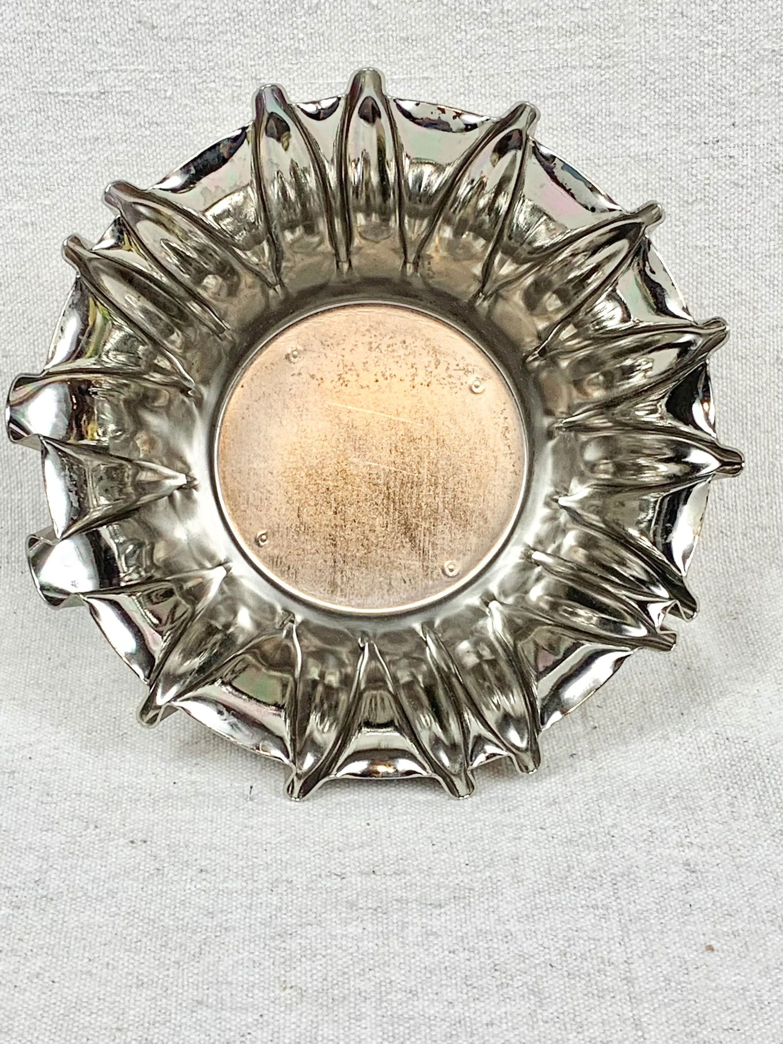 Vintage Metal Ruffled Edge Small Serving Bowl - 7