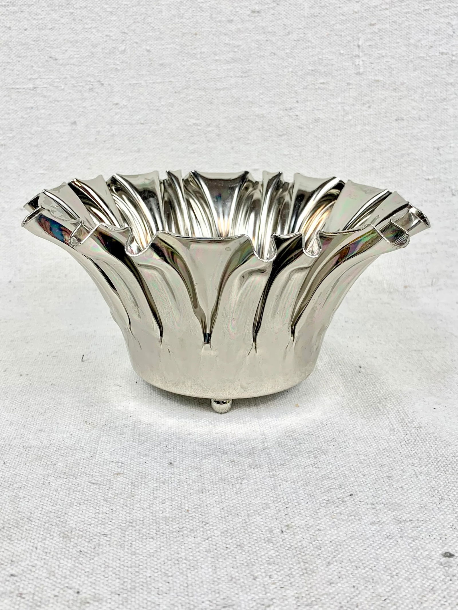 Vintage Metal Ruffled Edge Small Serving Bowl - 9