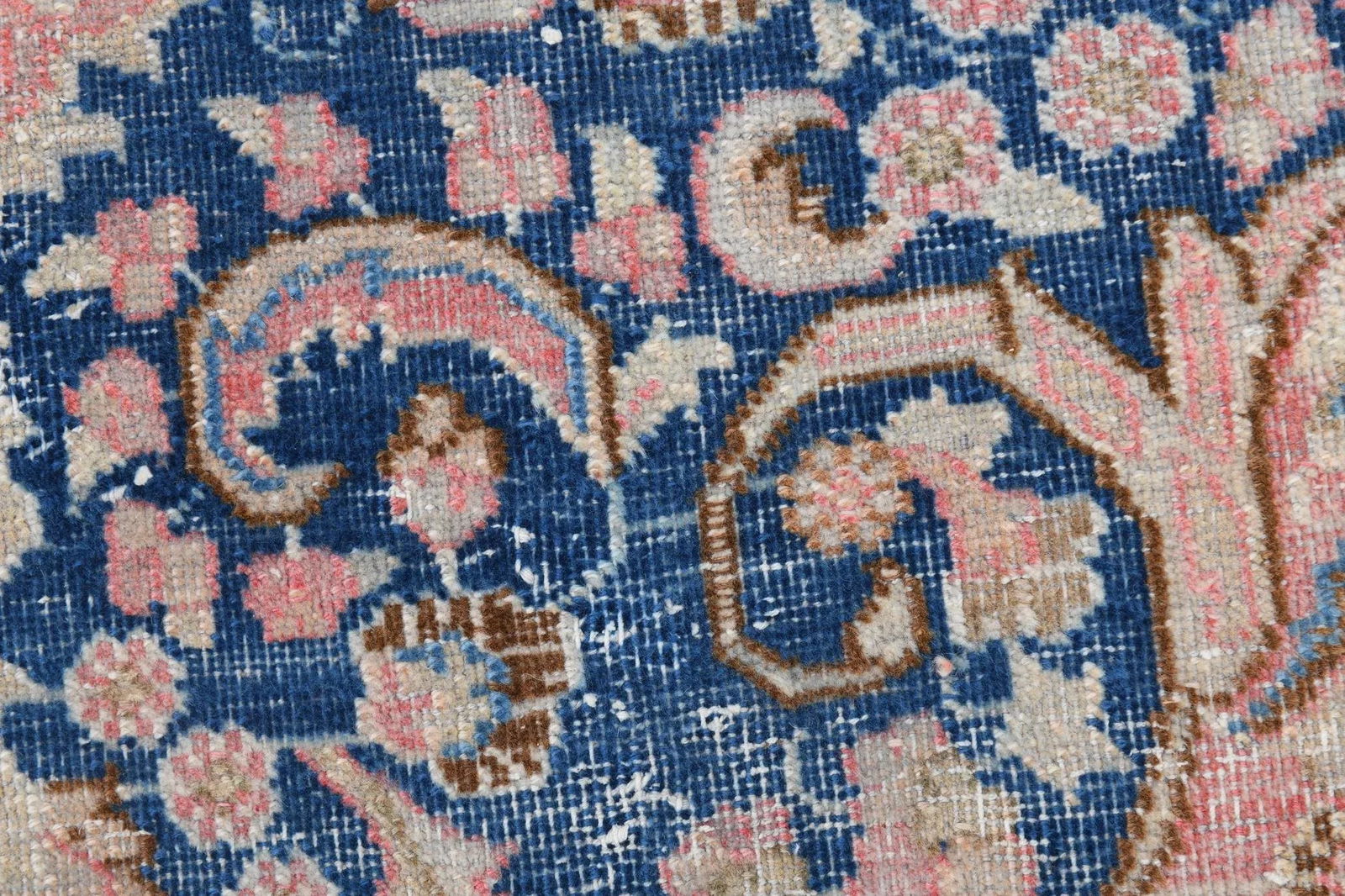 Vintage Pastel Light Pink Floral Design Rug - 8