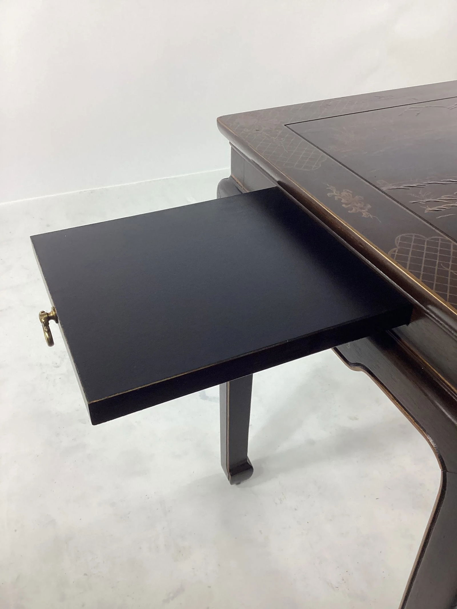 1970s Henredon Asian Motif Occasional Table - 5