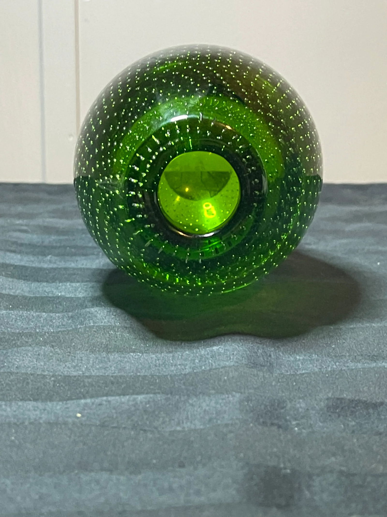 1950s Finnish Bullicante Summerso Hand-Blown Controlled Bubble Glass Bud Vase - 2