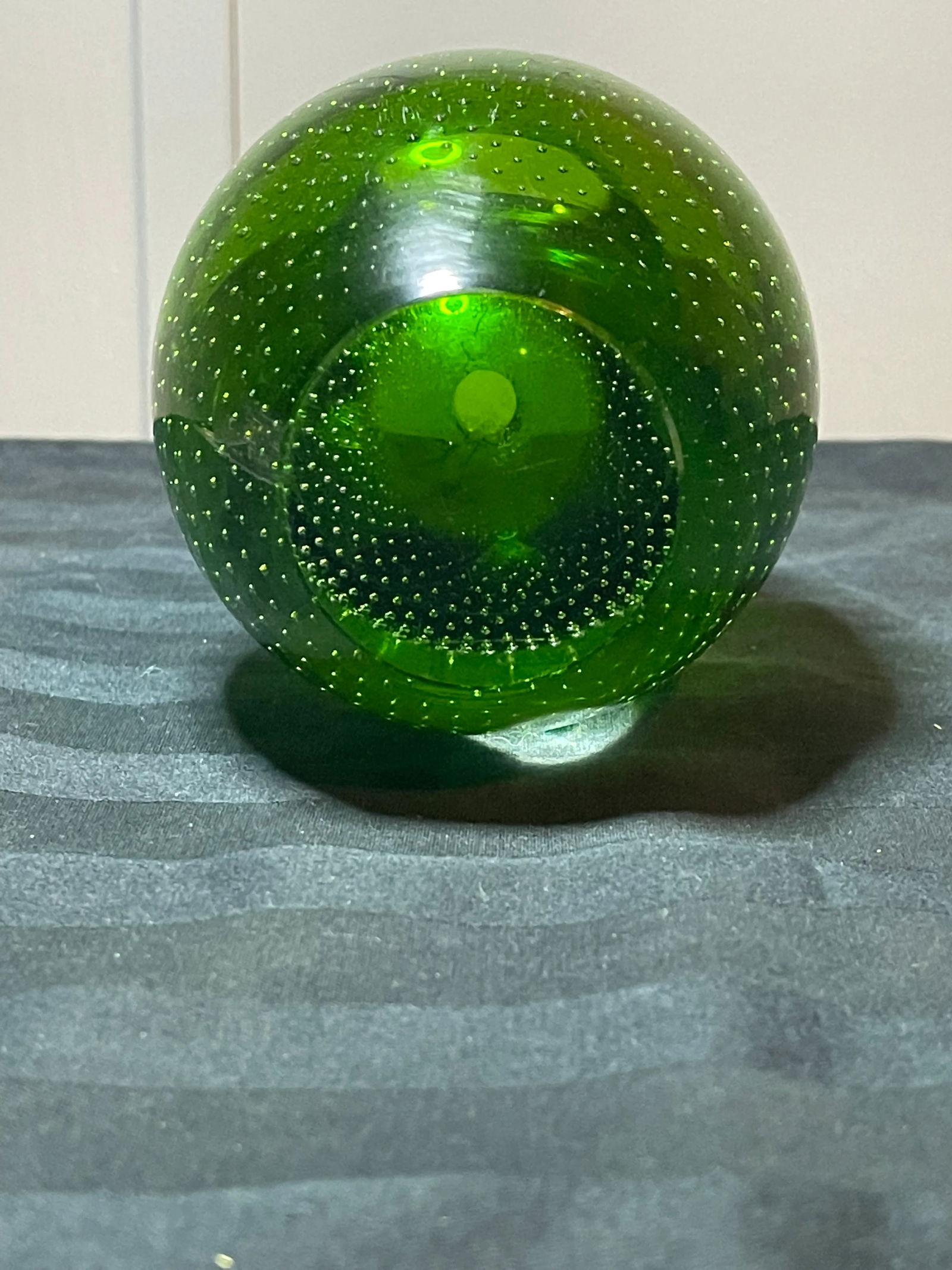 1950s Finnish Bullicante Summerso Hand-Blown Controlled Bubble Glass Bud Vase - 4