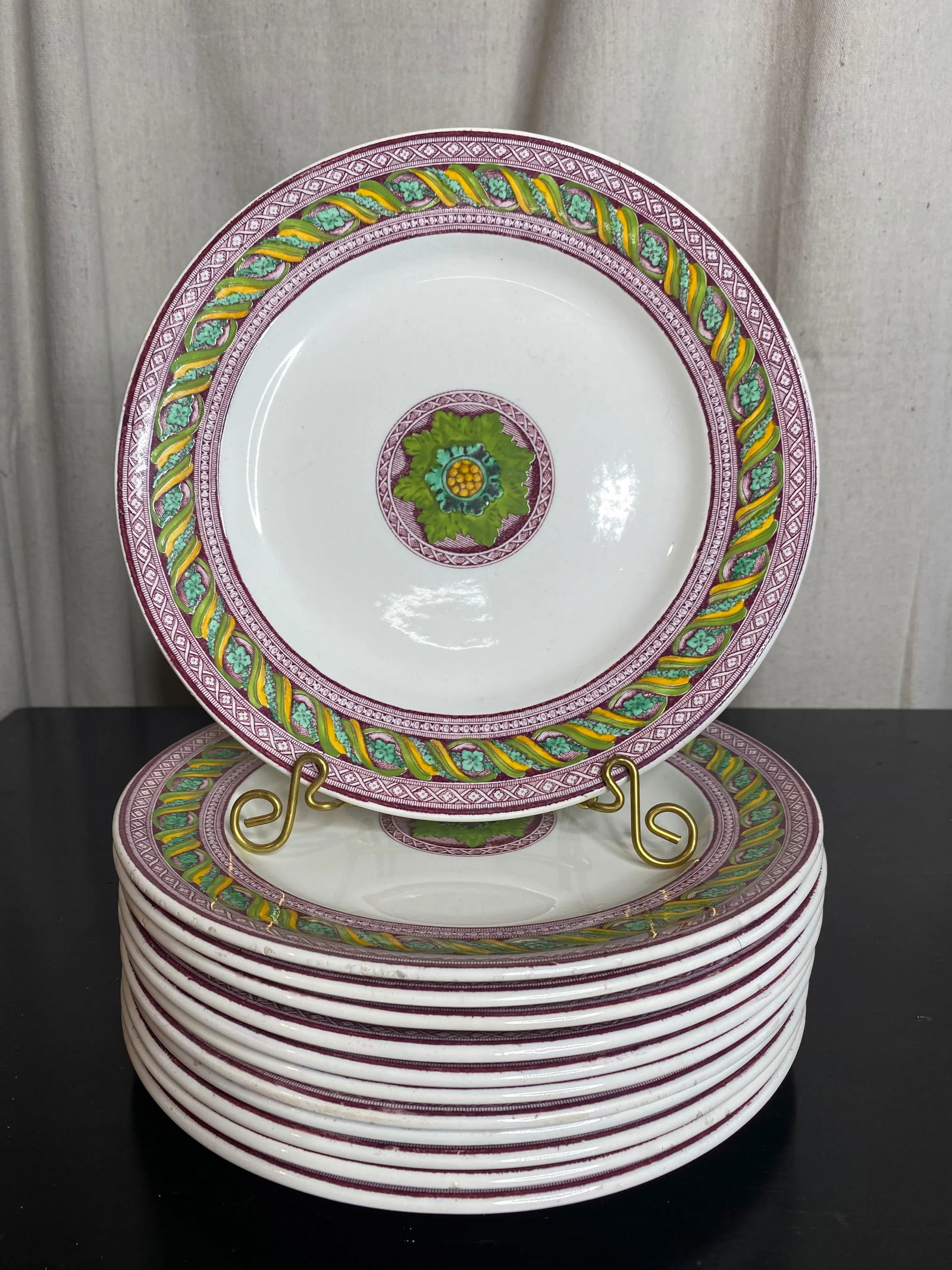 Antique Set of 12 Wedgwood Hand -Painted Plates - 10