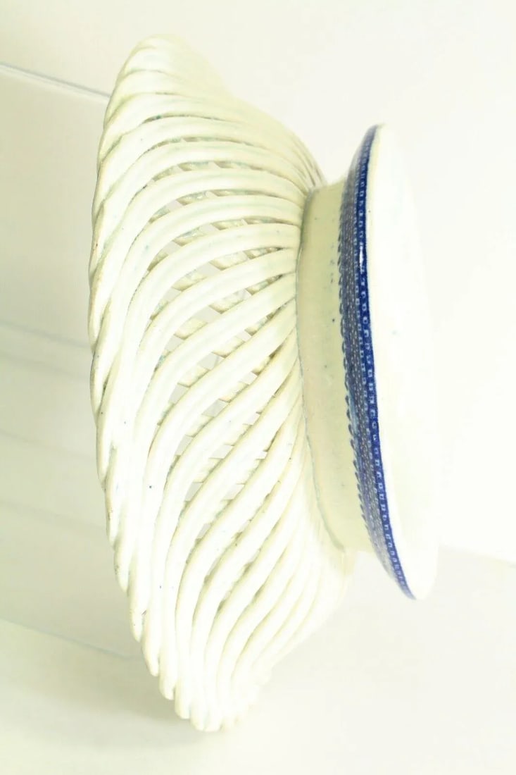 1840-50 Weaved Raised Porcelain Serving Bowl / Basket Stafforshire - 10