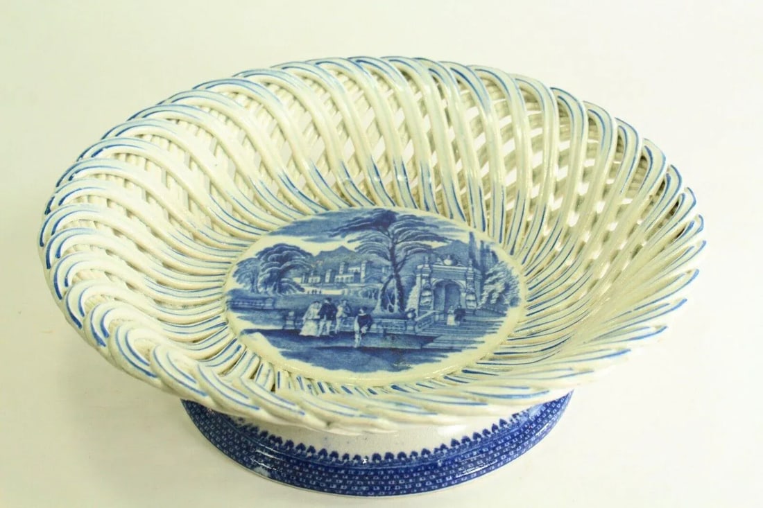 1840-50 Weaved Raised Porcelain Serving Bowl / Basket Stafforshire - 3