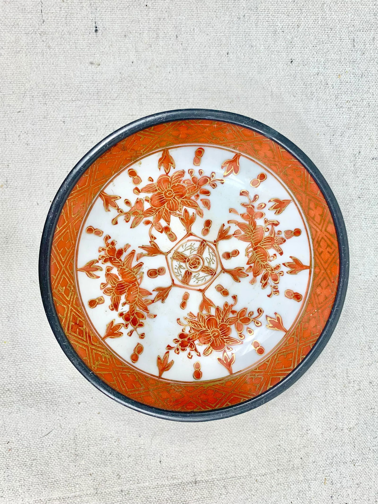 Vintage Imari Style Pewter Backed Catchall - 2