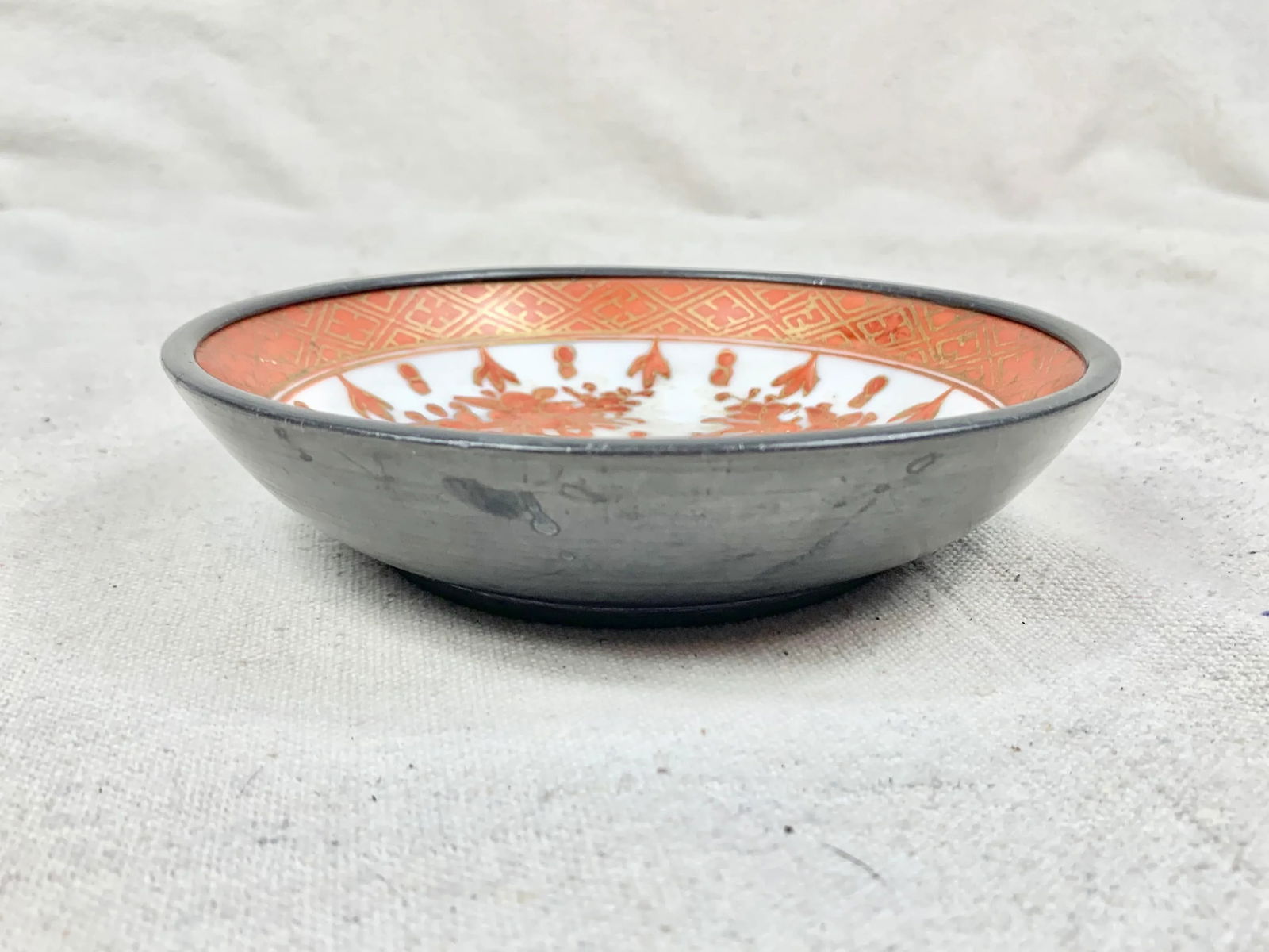 Vintage Imari Style Pewter Backed Catchall - 8