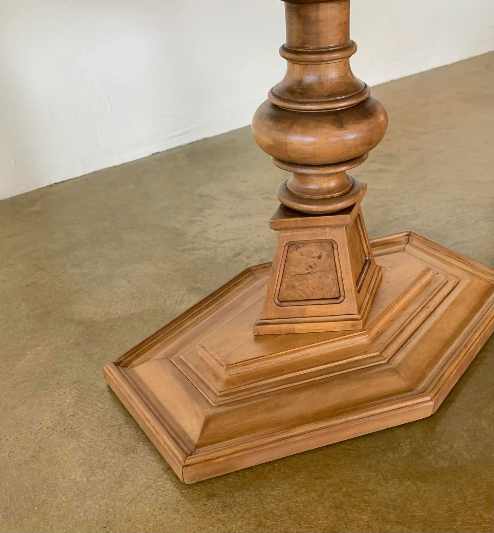 Mid 20th Century Weiman Burl Hexagon Accent Table - Restored - 6