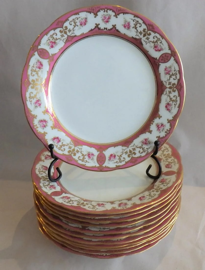 Early 20th Century Tiffany and Co. Luncheon Plates With Hand Painted Roses and Gilding- Set of 12 by - 10