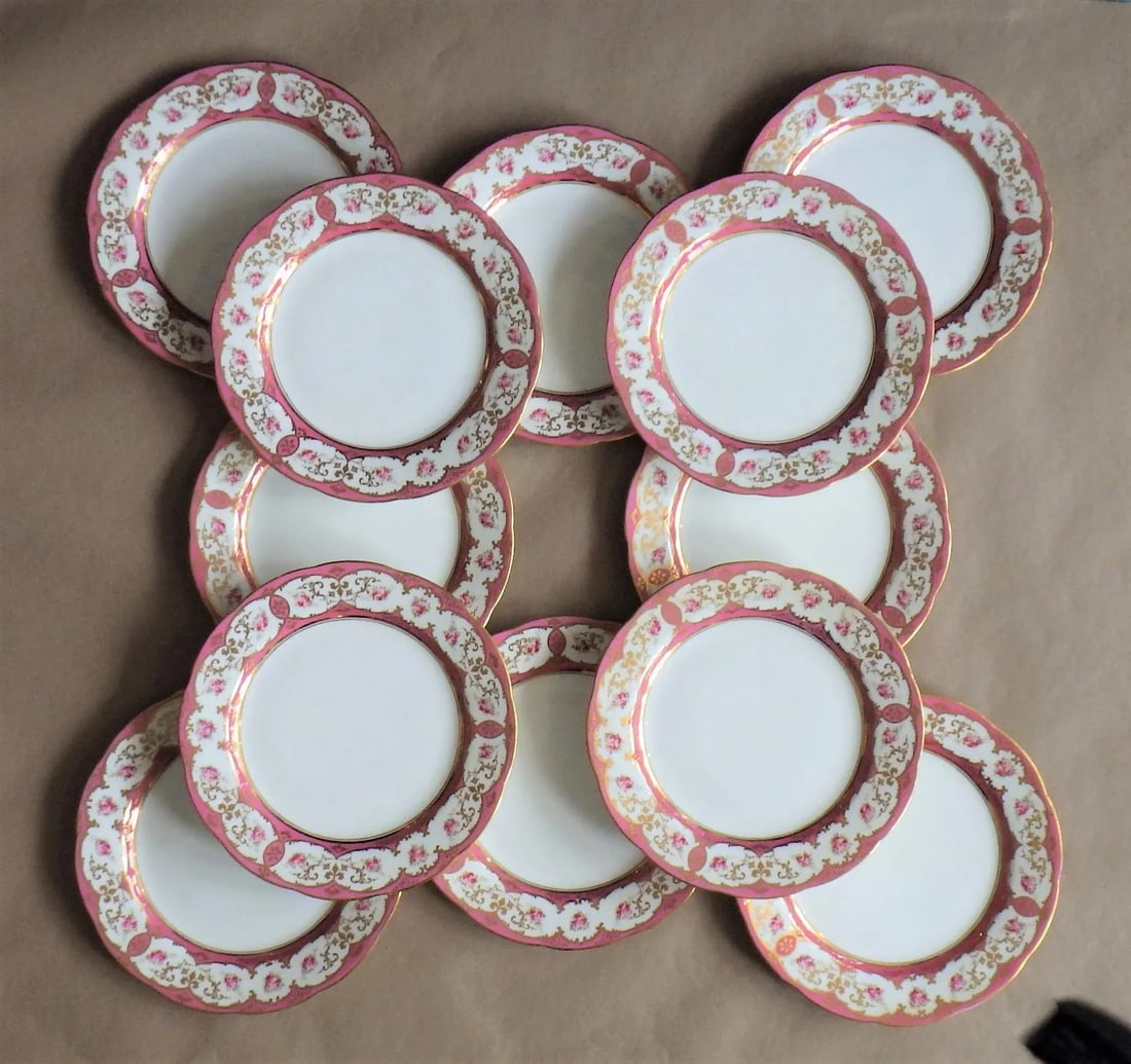 Early 20th Century Tiffany and Co. Luncheon Plates With Hand Painted Roses and Gilding- Set of 12 by - 11