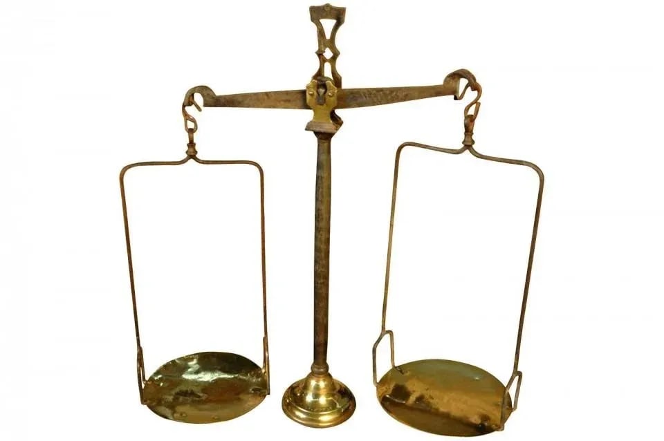 French 18th Century Iron and Brass "Balance/Scale" - 6