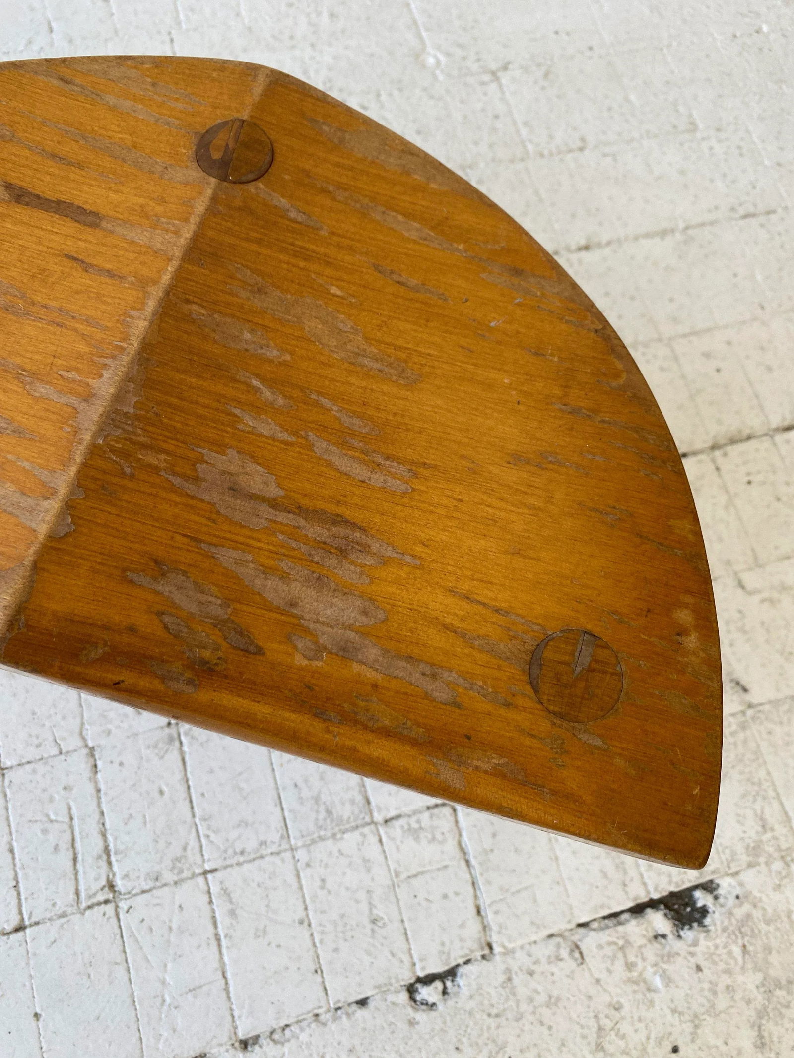 Vintage Maple Half-Circle Tripod Stool, Circa 1950s - 8