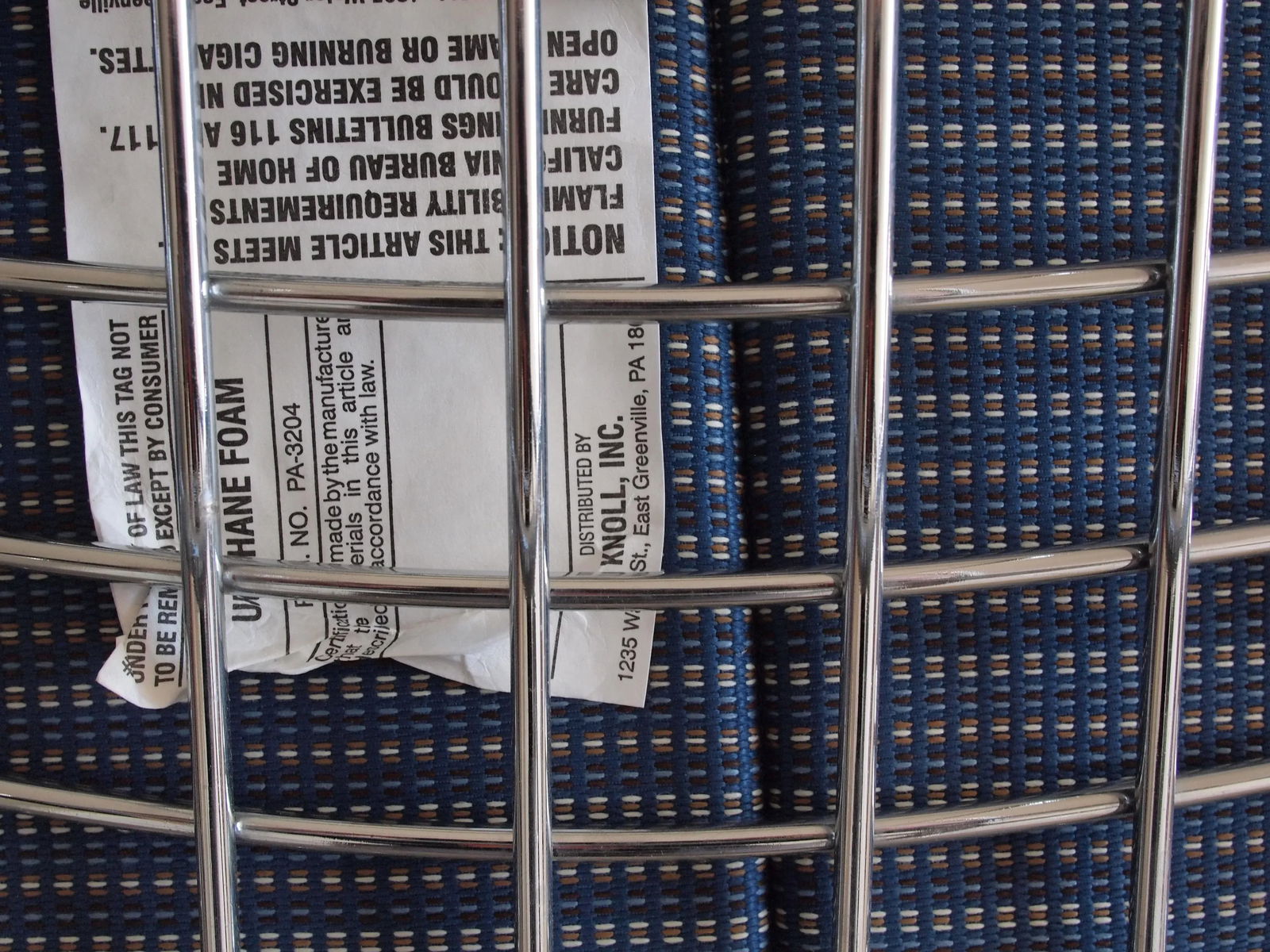 Late 20th Century Knoll Harry Bertoia Barstools in Chrome with Fabric Seat Pads - a Pair - 12