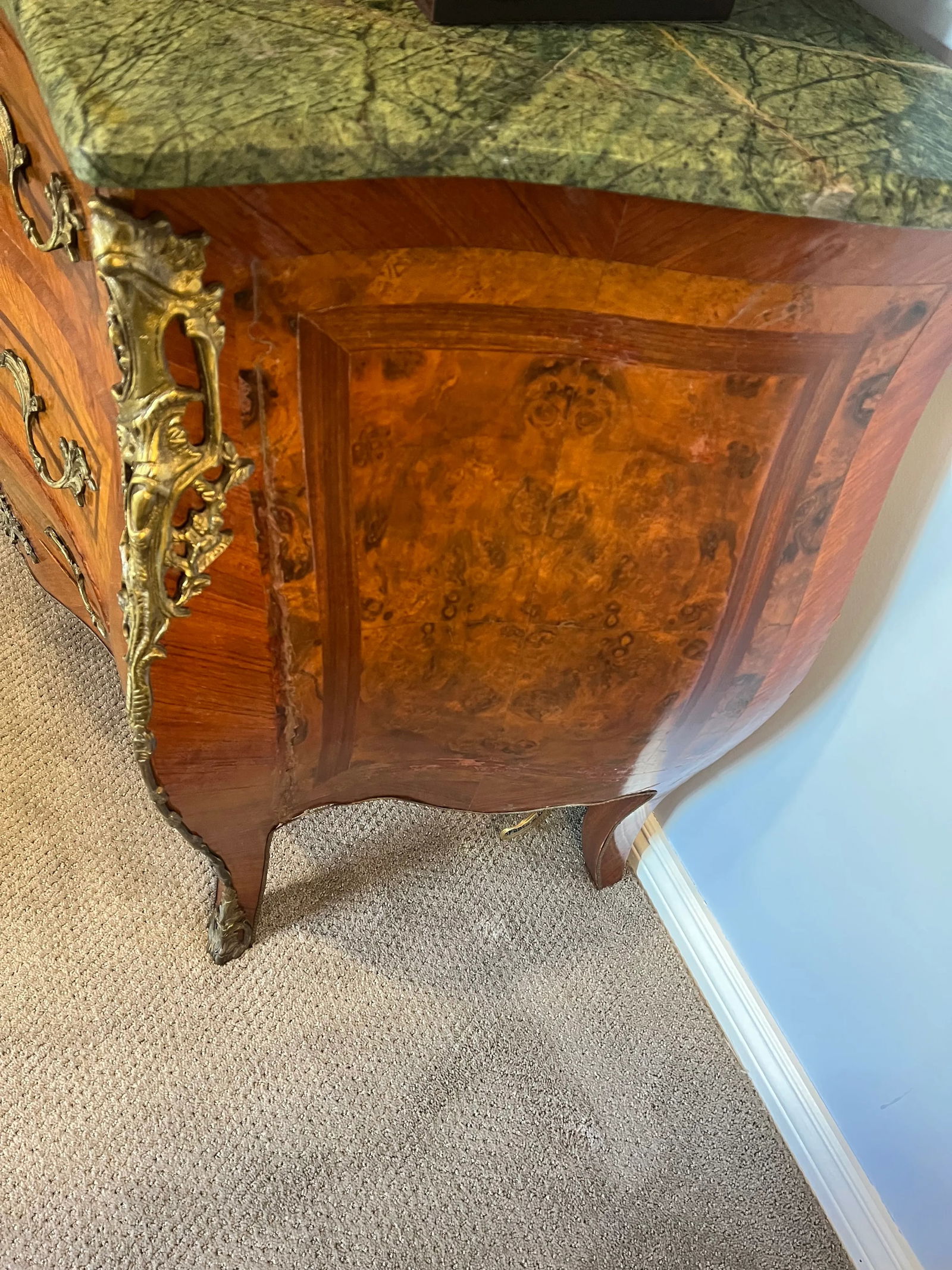 Early 20th Century Louis XV Style Inlaid Mahogany Commode - 5