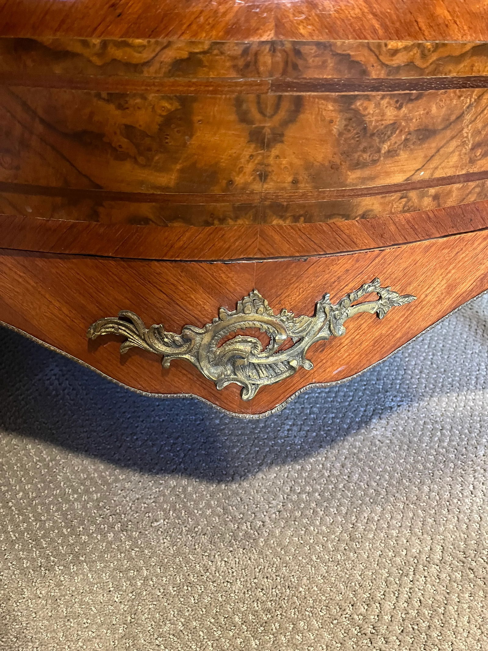 Early 20th Century Louis XV Style Inlaid Mahogany Commode - 6