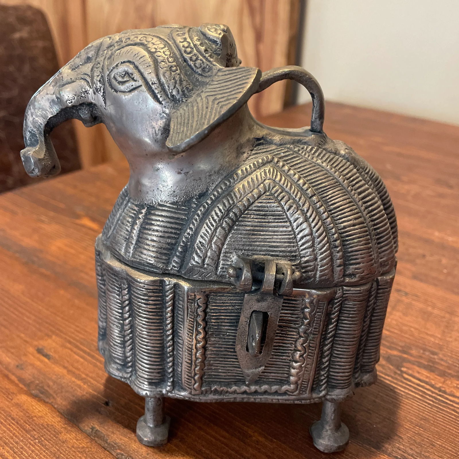 1970s Dhokra Elephant Box - 5