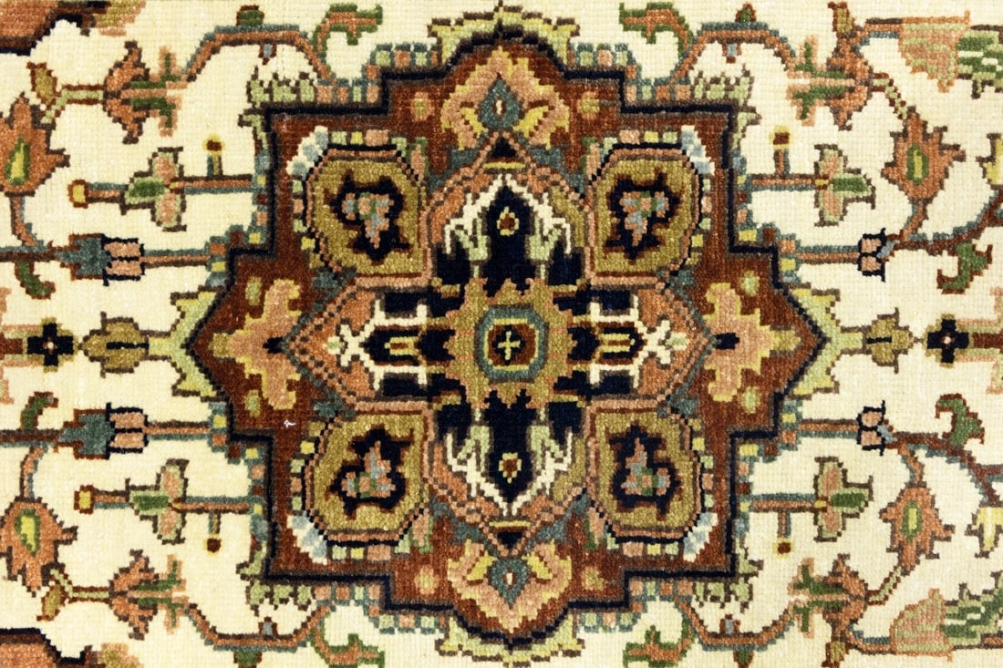 Cream Geometric 3X8 Heriz Serapi Oriental Runner Rug - 8