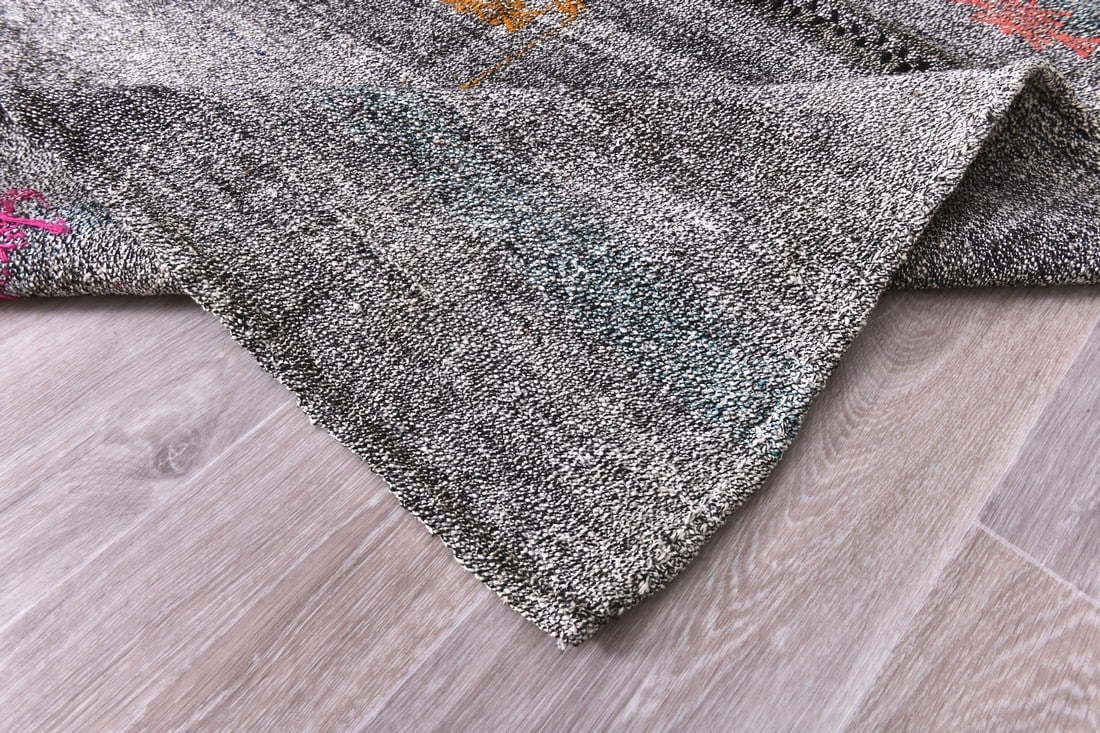 5'2'' x 8'1'' Turkish Flatweave Kilim Rug - 240591 - 13