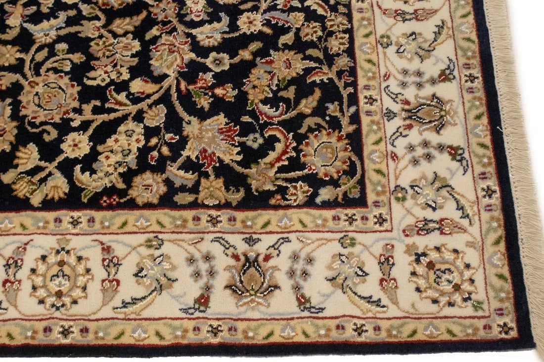 Dark Navy Floral 4X6 Indo-Nain Oriental Rug - 10