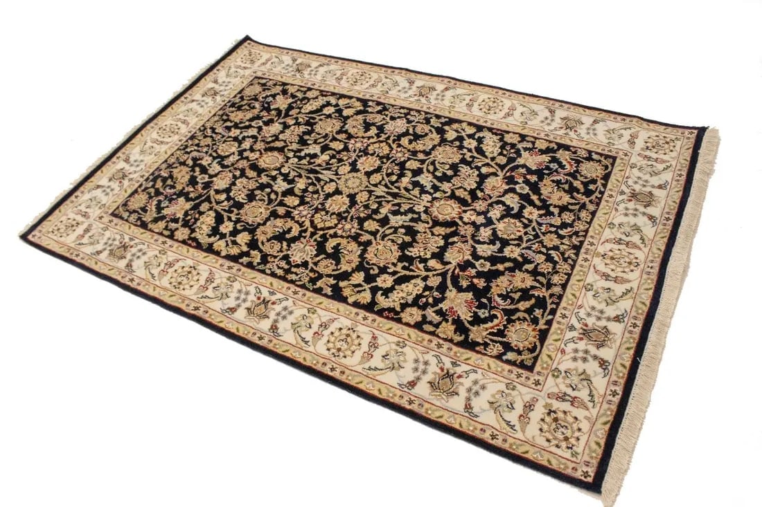 Dark Navy Floral 4X6 Indo-Nain Oriental Rug - 3