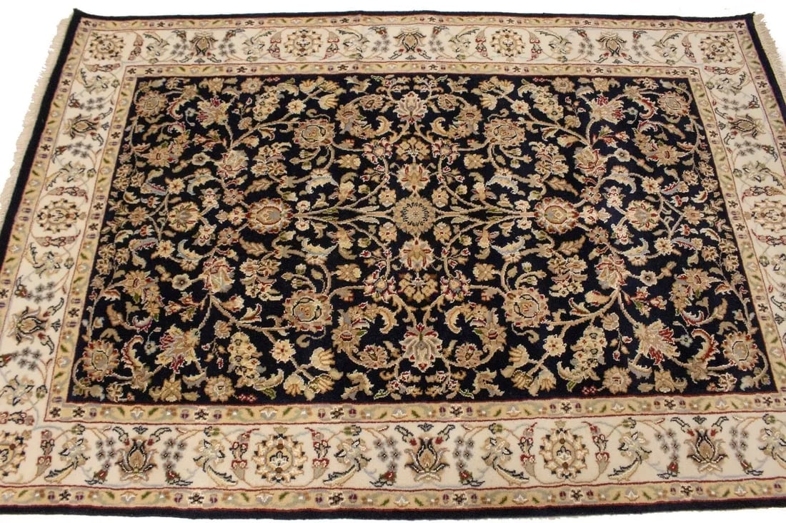 Dark Navy Floral 4X6 Indo-Nain Oriental Rug - 7