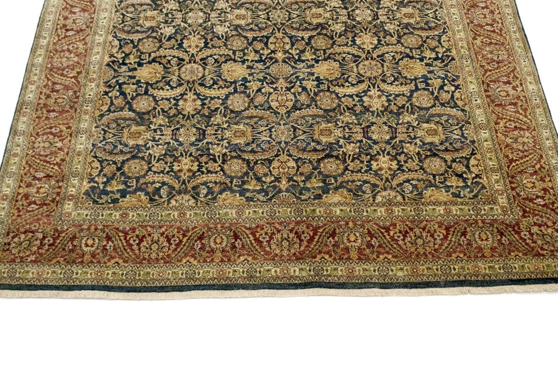 Hale Navy Floral 8X10 Indo-Tabriz Oriental Rug - 4
