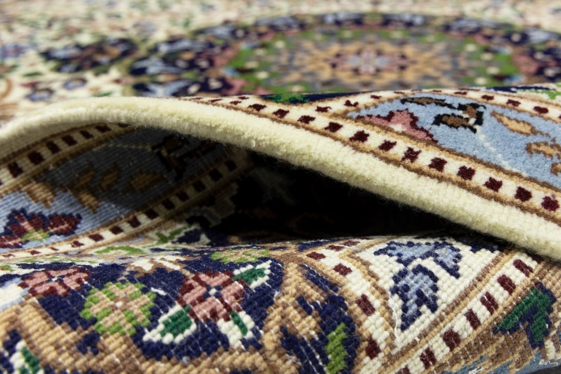 Cream & Navy Floral 6X8 Kirman Oriental Rug - 14