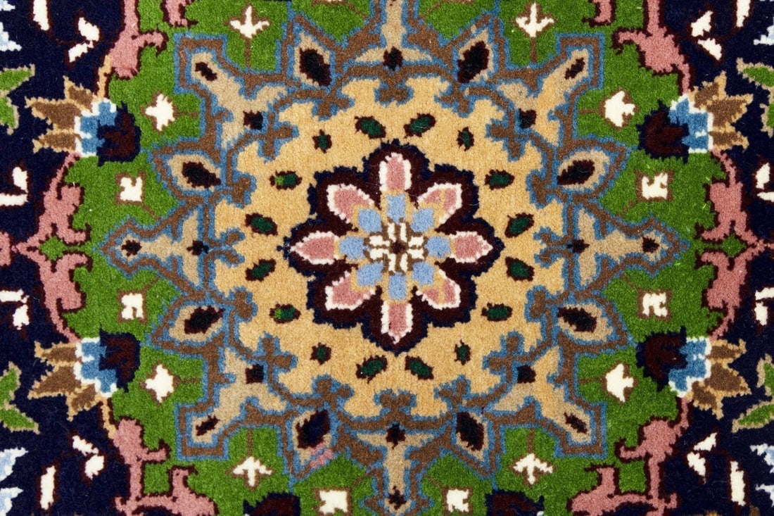 Cream & Navy Floral 6X8 Kirman Oriental Rug - 8