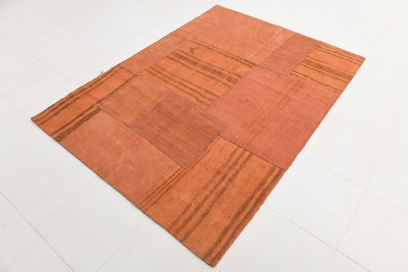 4'11'' x 6'8'' Turkish Hemp Patchwork Rug - 54002 - 3