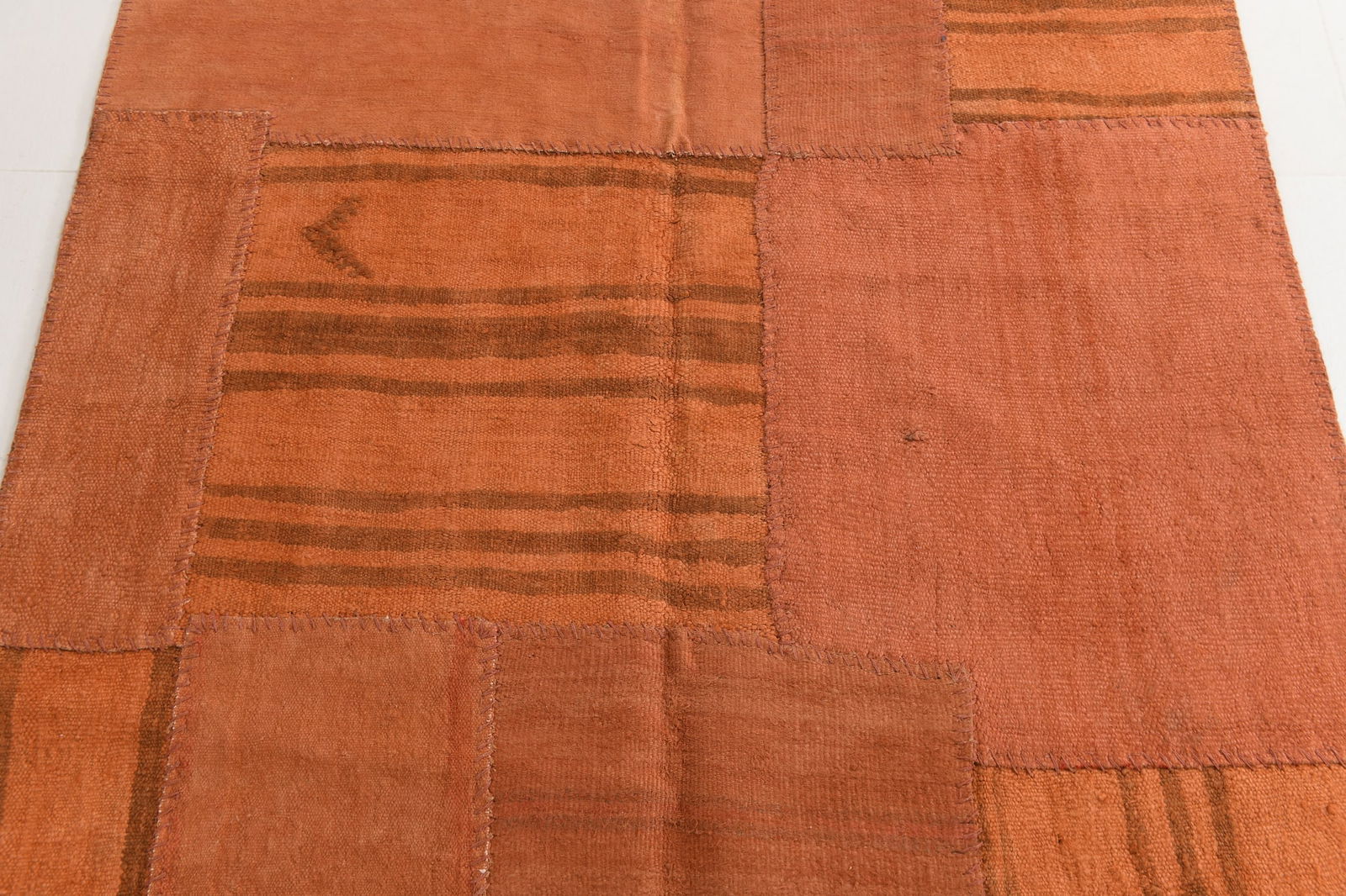 4'11'' x 6'8'' Turkish Hemp Patchwork Rug - 54002 - 9