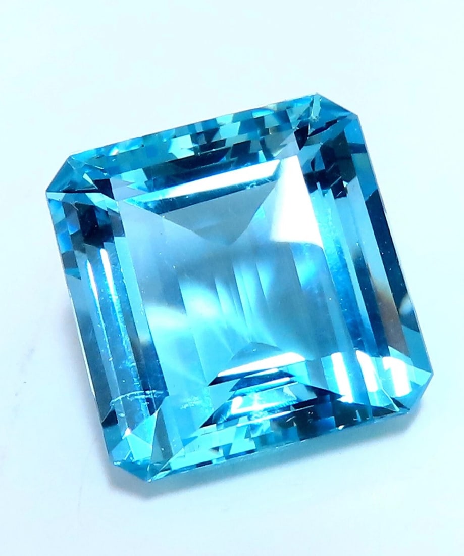 GIA Certified 46.87ct Natural Blue Emerald Cut Aquamarine Magnificent**: Title: GIA Certified 46.87ct Natural Blue Emerald Cut Aquamarine Magnificent** Description: MAGNIFICENT JEWELS Please be sure to visit all our listed items. GIA CERTIFIED 46.87ct. Natural Aquamarine G
