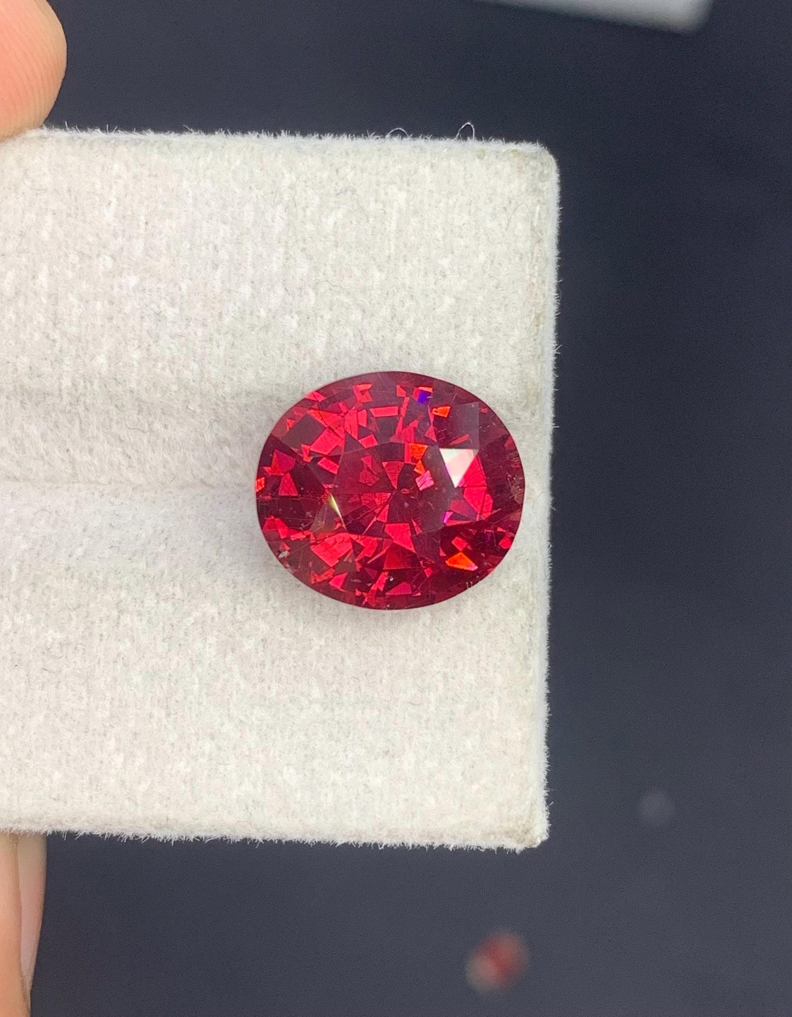 5.70 Carat Cherry Red Garnet Gemstone, Brilliant Fancy Oval Cut Gemstone - 8